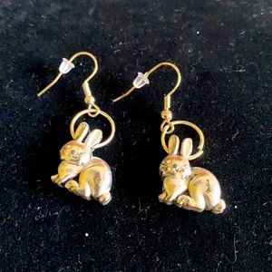 🌺Silver Toned Rabbit Earrings🌺